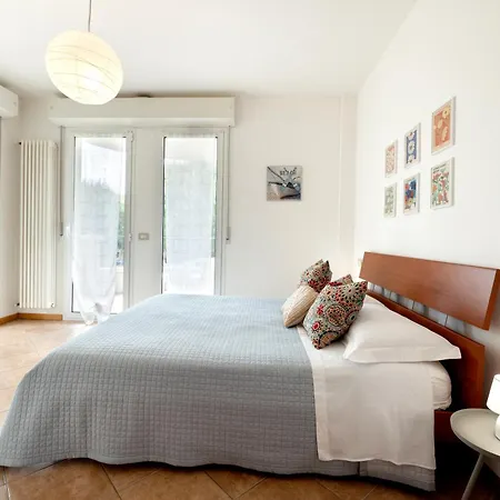 Greenmare Mare A 100 M, 2 Balconi E Parcheggio Gratuito Apartamento Riccione