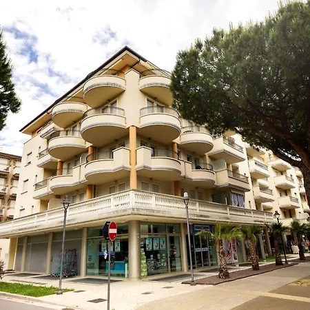Greenmare Mare A 100 M, 2 Balconi E Parcheggio Gratuito Daire *