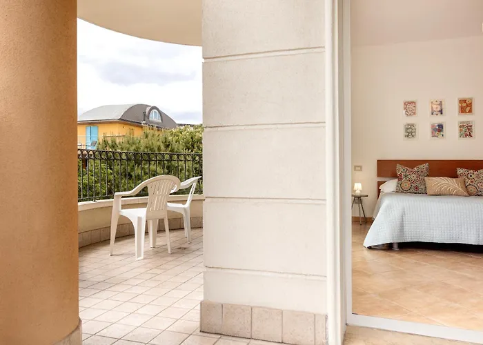 Lägenhet Greenmare Mare A 100 M, 2 Balconi E Parcheggio Gratuito *